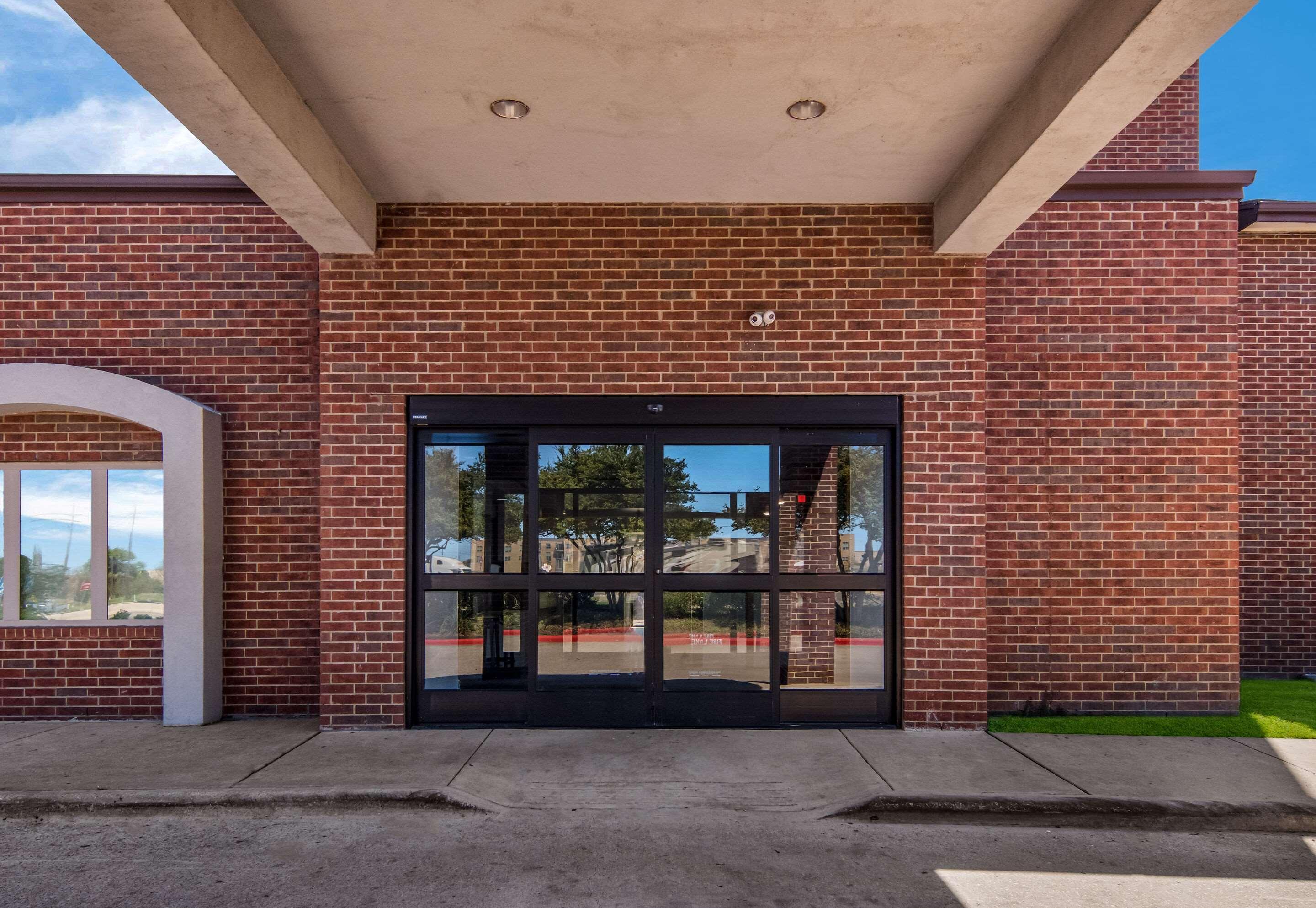 Quality Inn & Suites Richardson-Dallas Exterior foto